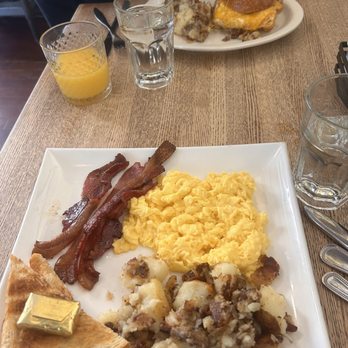 The Dutch - Breakfast & Brunch Near Me - Philadelphia, Pennsylvania The Dutch - Breakfast & Brunch Near Me - Philadelphia, Pennsylvania