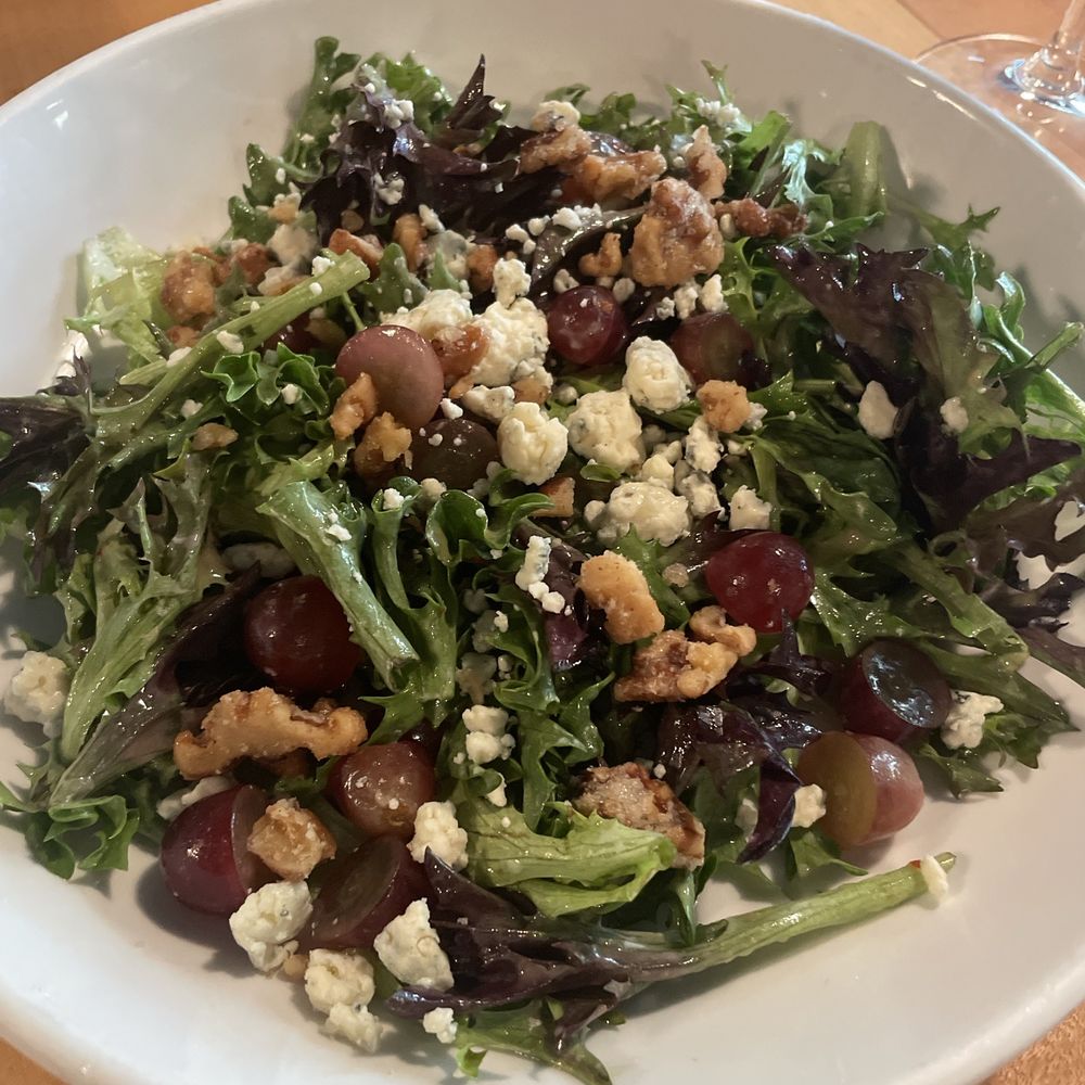 CANDIED WALNUT & GRAPE salad
