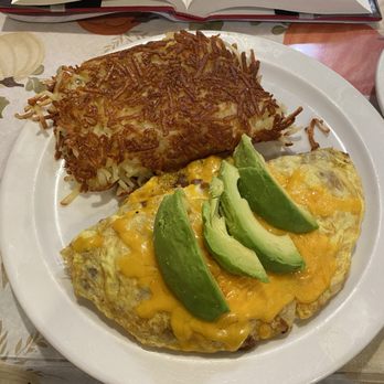 Kimmie's Coffee Cup - Make your own omelette with bacon/avo/onion/cheddar - Breakfast & Brunch Near Me - Orange, California