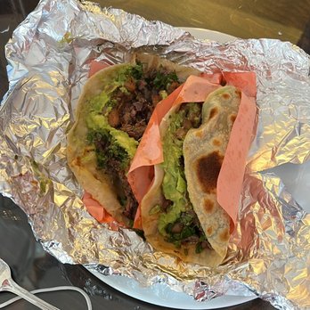 Tacos El Yaqui - El Perron - Tacos Near Me - Rosarito, BCN Tacos El Yaqui - El Perron - Tacos Near Me - Rosarito, BCN