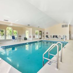 Best Western Plus Lake City - Indoor Pool