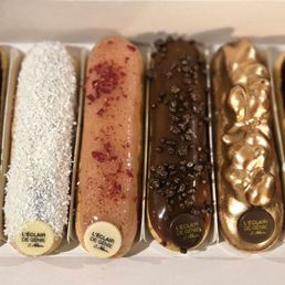 Eclairs