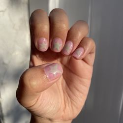 D'Vine Nails Spa