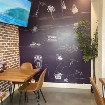 Acai Republic Laguna Beach - Interior - Acai Bowls Near Me - Laguna Beach, California Acai Republic Laguna Beach - Interior - Acai Bowls Near Me - Laguna Beach, California
