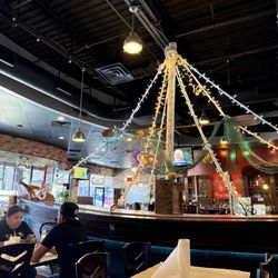 King Crab House - Ambiance is one of the best attractions at King Crab!
