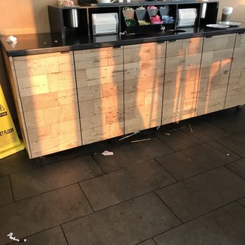 Starbucks - Coffee & Tea Near Me - Secaucus, New Jersey