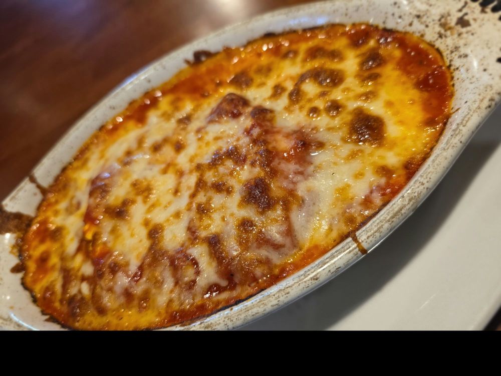 Food from Gusto Italian