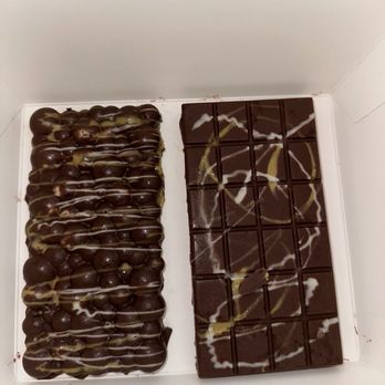 Chocolate Bash - Knafeh Pistachio Chocolate Bar - Desserts Near Me - Sacramento, California Chocolate Bash - Knafeh Pistachio Chocolate Bar - Desserts Near Me - Sacramento, California