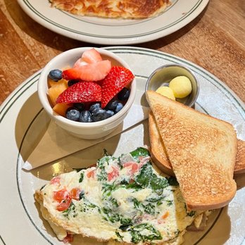 Ted's Bulletin Reston - Garden Omelet - Breakfast & Brunch Near Me - Reston, Virginia Ted's Bulletin Reston - Garden Omelet - Breakfast & Brunch Near Me - Reston, Virginia