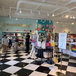 kate spade new york outlet - Absolutely beautiful inventory