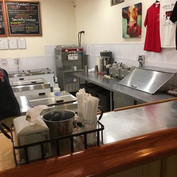 Flannel Cow Creamery - Ice Cream & Frozen Yogurt Near Me - Mansfield, Massachusetts