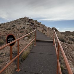 Meteor Crater & Barringer Space Museum - Steps to top