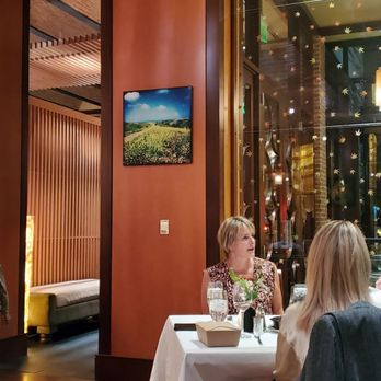 Jill's Restaurant - Ambiance - New American Near Me - Boulder, Colorado