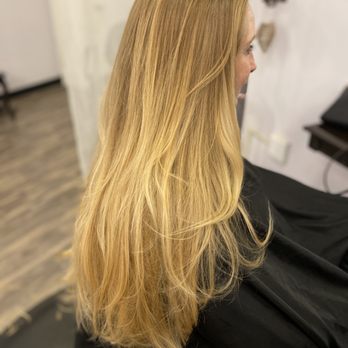 Chrissy’s - Full highlights - Hair Stylists Near Me - Glendale, California