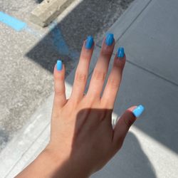 CV Nails