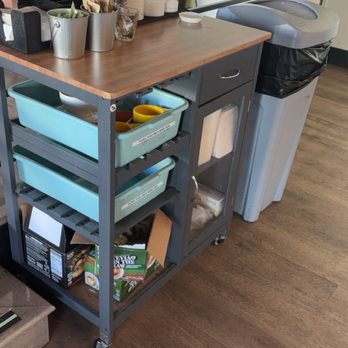 Dark Horse Coffee Roasters - Coffee cart with straws, stirrers, napkins, sweetener, trash can, and dirty dish return tray - Coffee & Tea Near Me - Chula Vista, California