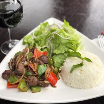 Monarch 9 Café - Monarch Shaken Beef, our most popular dish made with the most tender filet mignon stir fried with bell peppers and onions. - Vietnamese Near Me - Yorba Linda, California Monarch 9 Café - Monarch Shaken Beef, our most popular dish made with the most tender filet mignon stir fried with bell peppers and onions. - Vietnamese Near Me - Yorba Linda, California