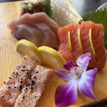 Mizukiyama Sushi - Sashimi (small) - Japanese Near Me - San Diego, California Mizukiyama Sushi - Sashimi (small) - Japanese Near Me - San Diego, California