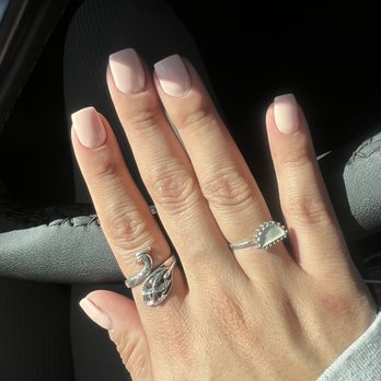 Nails 4 U & Spa - Nail Salons Near Me - Richmond, Virginia