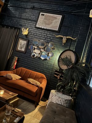 Elsewhere Cocktail Bar by null