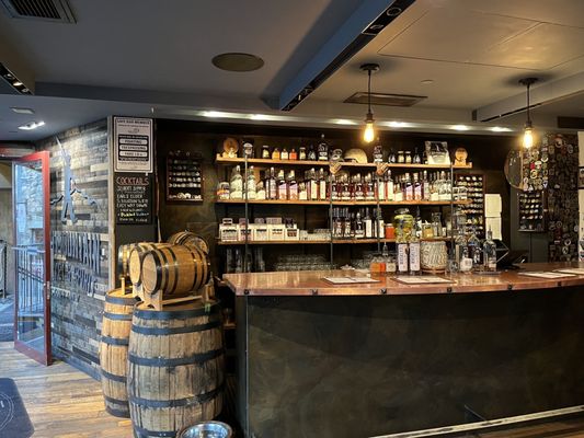 10th Mountain Whiskey & Spirits by null