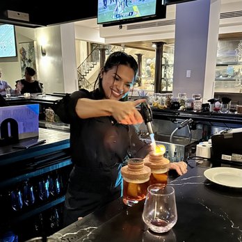 The Highlawn - Spectacular bar! - New American Near Me - West Orange, New Jersey The Highlawn - Spectacular bar! - New American Near Me - West Orange, New Jersey
