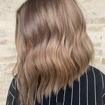 Seventwenty Collective - Toning Balayage - Hair Salons Near Me - San Antonio, Texas