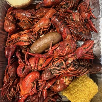 Swamp Pot - Crawfish tray - Food Trucks Near Me Swamp Pot - Crawfish tray - Food Trucks Near Me