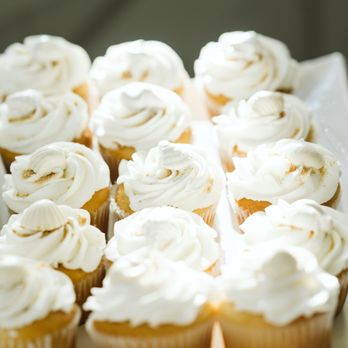 CakeaBakin - Custom cupcakes (Kat Ma Photography) - Custom Cakes Near Me