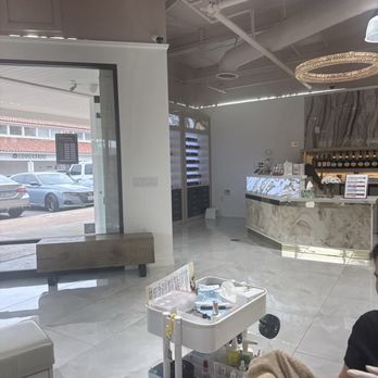 Del Amo Nails - Nail Salons Near Me - Torrance, California