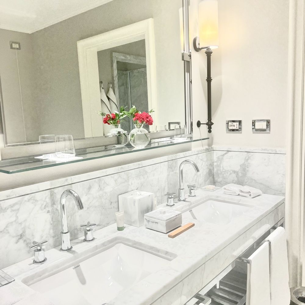 Hotel Savoy - Bathroom - Hotels Near Me - Florence, FI Hotel Savoy - Bathroom - Hotels Near Me - Florence, FI