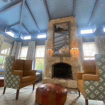 Lake Austin Spa Resort - Blue room - Resorts Near Me - Austin, Texas Lake Austin Spa Resort - Blue room - Resorts Near Me - Austin, Texas