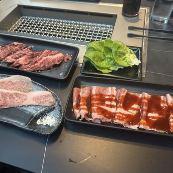Sosogu - Spicy Pork, Japanese A5 Wagyu Rib Cap, American Wagyu Hanger Steak - good - Sushi Bars Near Me - Long Beach, California