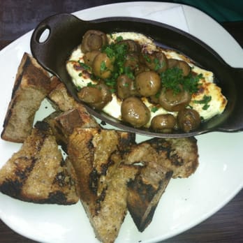Ox - Ricotta with button mushrooms, brown butter and grilled bread - Argentine Near Me - Portland, Oregon Ox - Ricotta with button mushrooms, brown butter and grilled bread - Argentine Near Me - Portland, Oregon