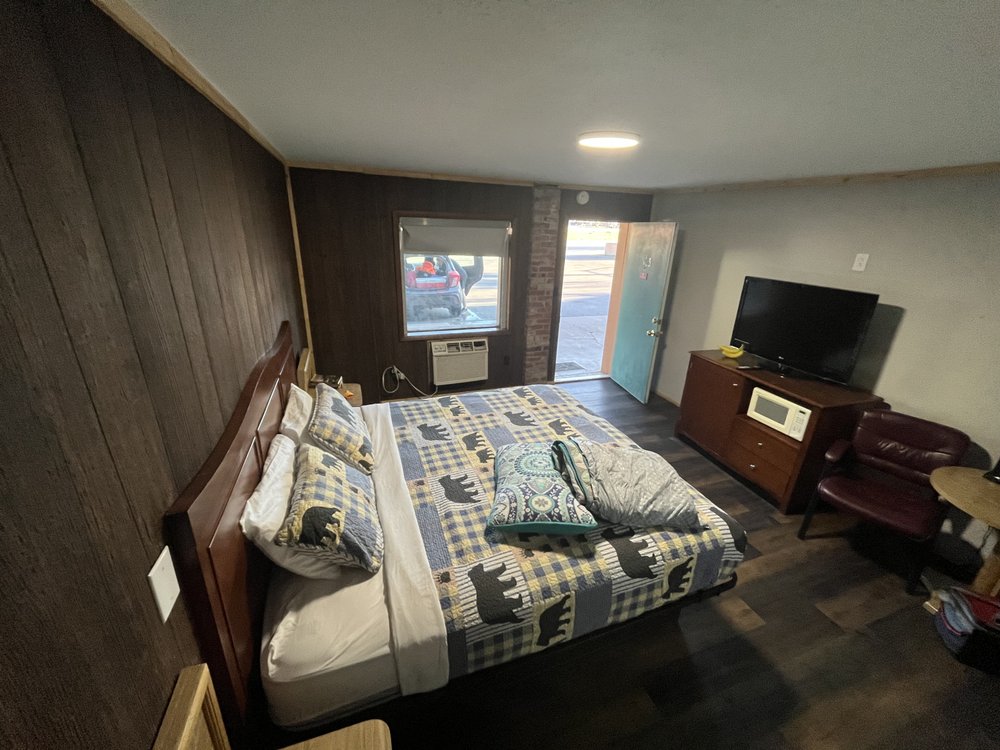 RAINBOW LODGE & RV PARK Updated September 2024 30359 US Hwy 160