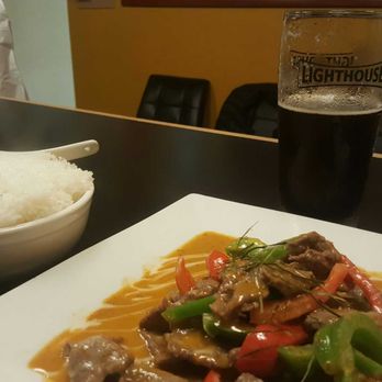 Sabhai Thai Restaurant - Thai Near Me - Sidney, British Columbia
