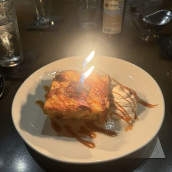 Livestock Tavern - Birthday caramel bread pudding - Cocktail Bars Near Me - Honolulu, Hawaii Livestock Tavern - Birthday caramel bread pudding - Cocktail Bars Near Me - Honolulu, Hawaii