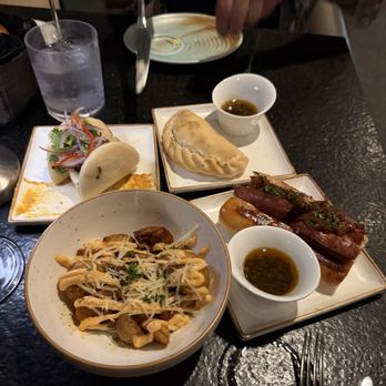 Hard Rock Hotel - Salty food , ironically no salt on the tables , so they load up the food with salt - Hotels Near Me - Cancún, ROO