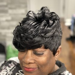 Ill Town Unisex Salon - Custom wig service with scalp treatment. By Gigi