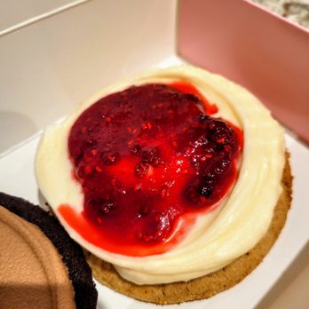 Crumbl - Bellevue - Raspberry Cheesecake - Bakeries Near Me - Bellevue, Washington