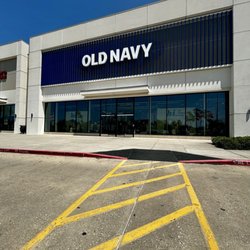 Old Navy - Exterior