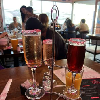 Madres Brunch - Breakfast & Brunch Near Me - Long Beach, California