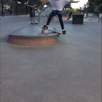 Crescenta Valley Skate Park - Skate Parks Near Me - Glendale, California