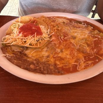 Casa Lupitas - Lupita's combo .. - Mexican Near Me - Castaic, California Casa Lupitas - Lupita's combo .. - Mexican Near Me - Castaic, California