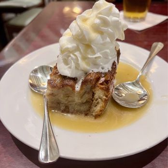 Hotel St Marie - Bread pudding at Vacherie - Hotels Near Me - New Orleans, Louisiana Hotel St Marie - Bread pudding at Vacherie - Hotels Near Me - New Orleans, Louisiana