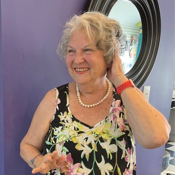 Full Circle Beauty - Hair Salons Near Me - Watervliet, New York Full Circle Beauty - Hair Salons Near Me - Watervliet, New York