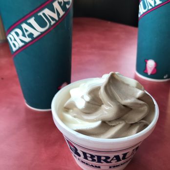Braum's - Frozen yoghurt twist . - Ice Cream & Frozen Yogurt Near Me - Fort Worth, Texas