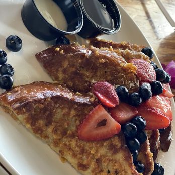 Toast 101 - The 101 Crunch with cinnamon syrup - Breakfast & Brunch Near Me - Tucson, Arizona