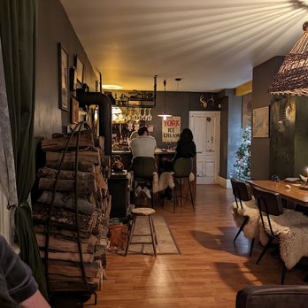 Down Home - Part of the cozy interior - Canadian (New) Near Me - Markdale, Ontario