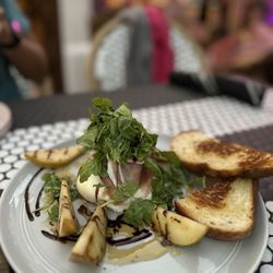 Flamingo Deck - Prosciutto & Arugula. Tasty and different.